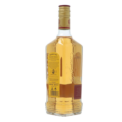 TEQUILA EL CUERVO ESPECIAL 70cl image number