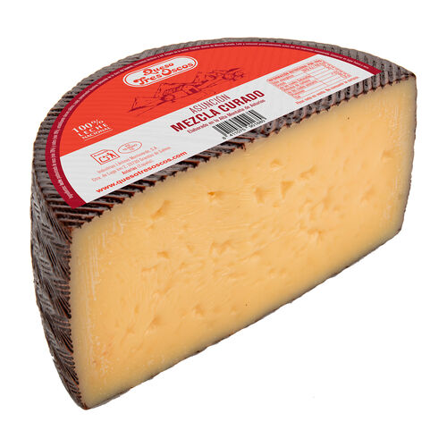 Queso Asunci&oacute;n mezcla curado TRES OSCOS kg image number
